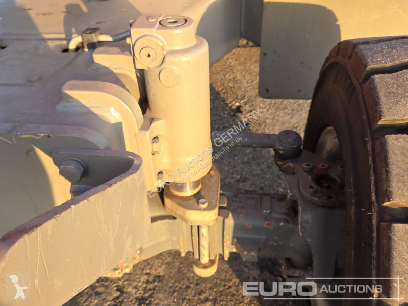 جرافة Wacker Neuson 2