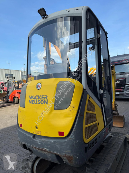 جرافة Wacker Neuson VDS