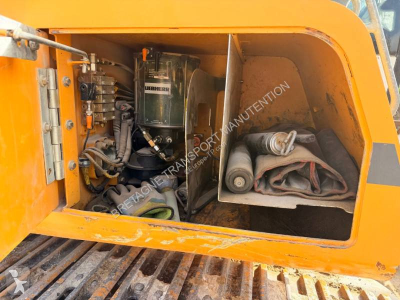Багер Liebherr