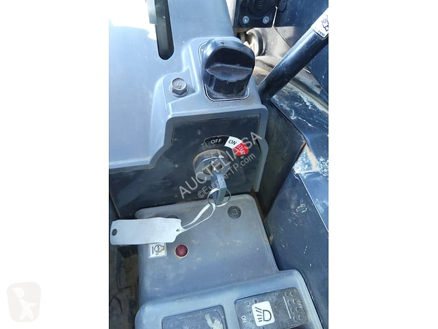 جرافة Yanmar VIO23-6