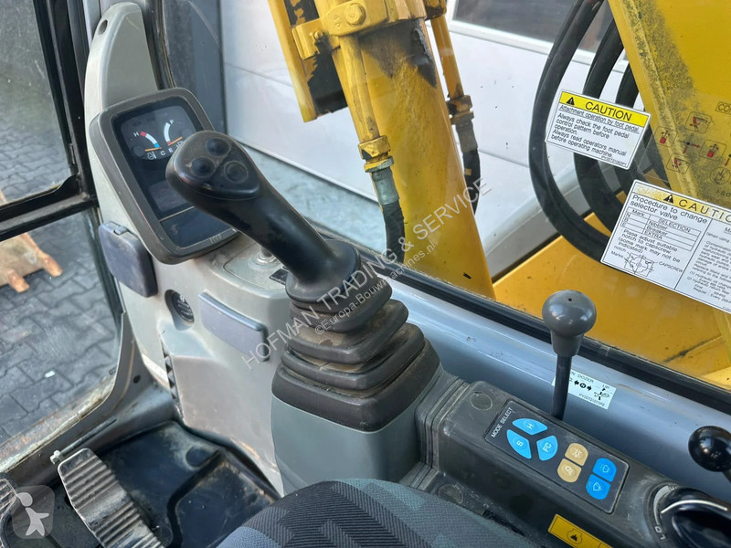 Excavator New Holland Kobelco E70SR-1ES | A/C