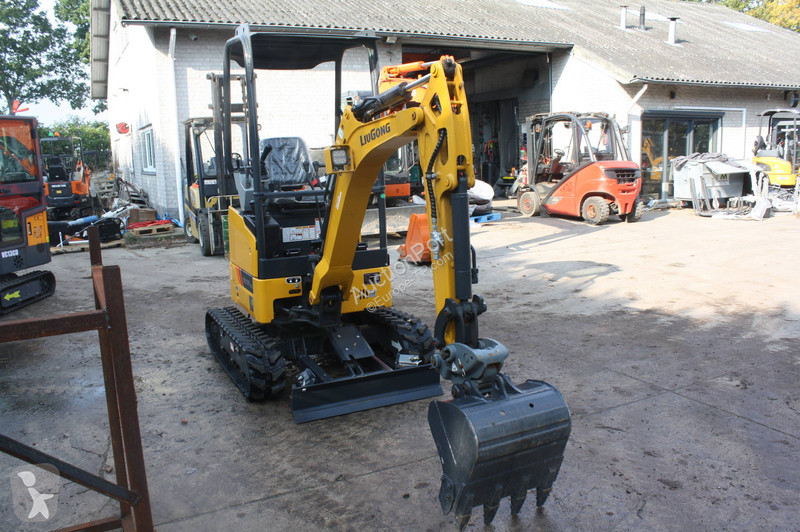 Багер LiuGong 9017F ZTS