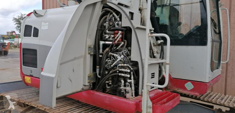 جرافة Takeuchi 2150
