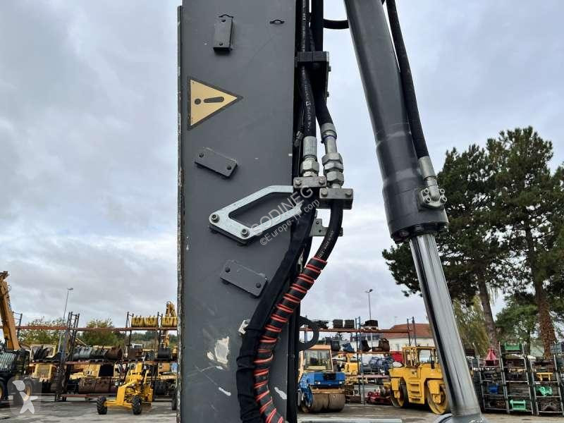 Багер Liebherr R920K NLC
