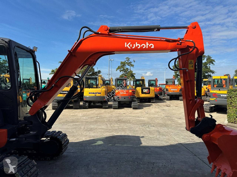 Escavadora Kubota KX155-3SZ