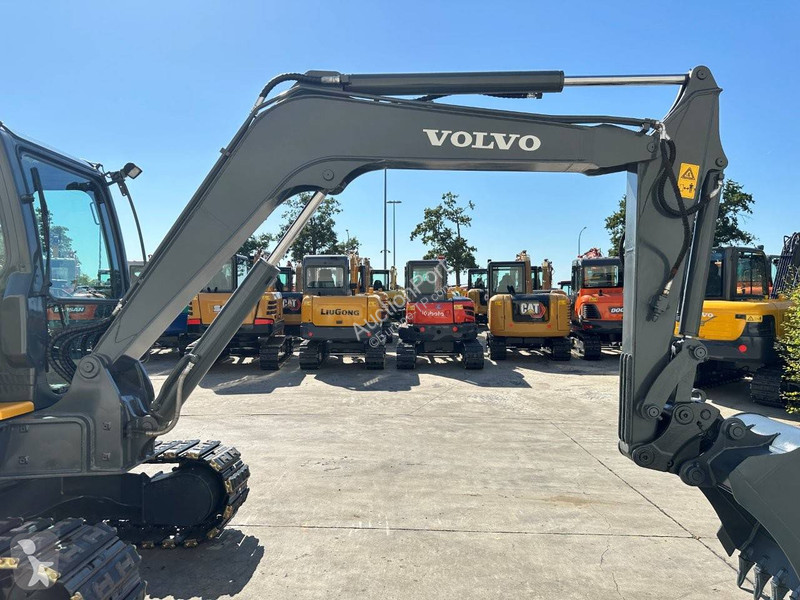 Escavadora Volvo D