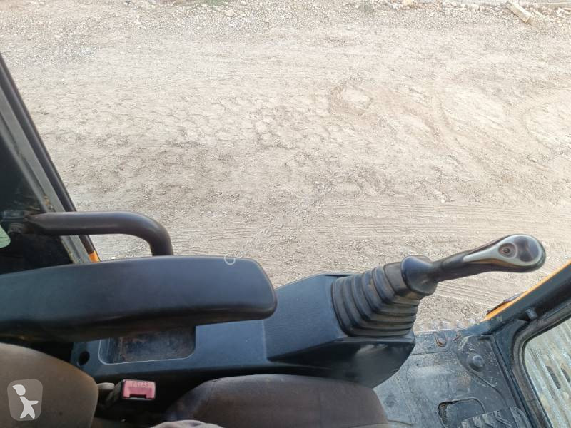 Excavadora Hyundai R220LC-9A