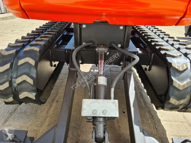 Graafmachine Kubota powered by. XN 12-8