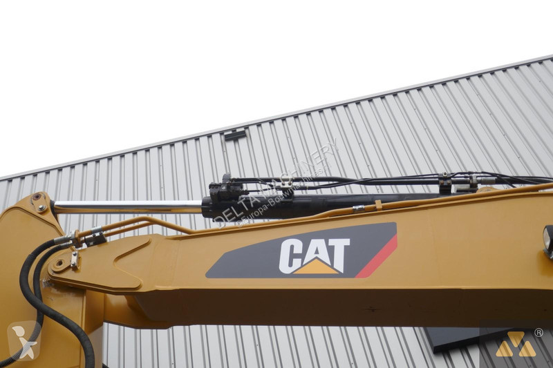 Excavator Caterpillar