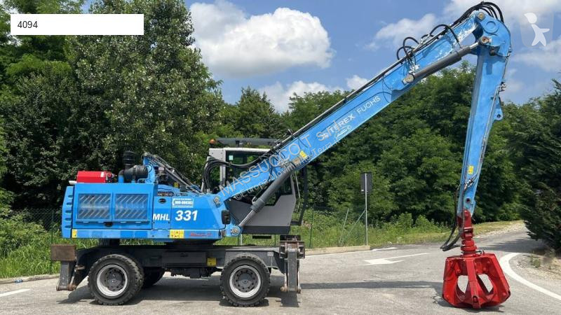 Excavator Terex