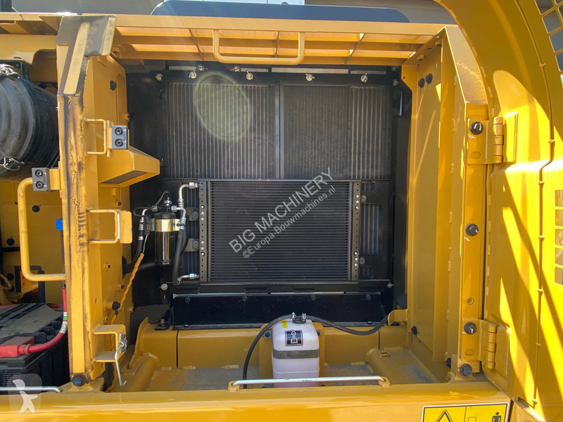 Excavator Caterpillar 3 - NEW / bucket with...