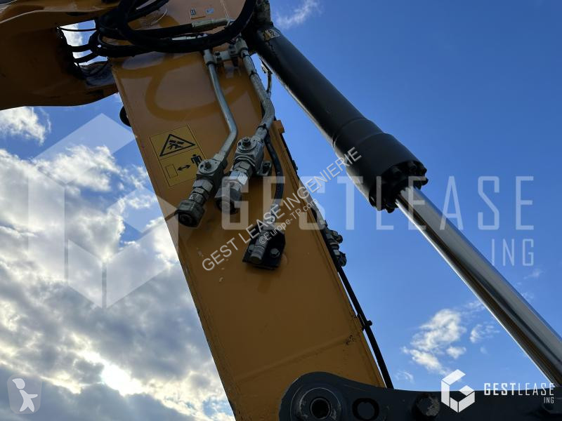 جرافة Liebherr  R930LC G8