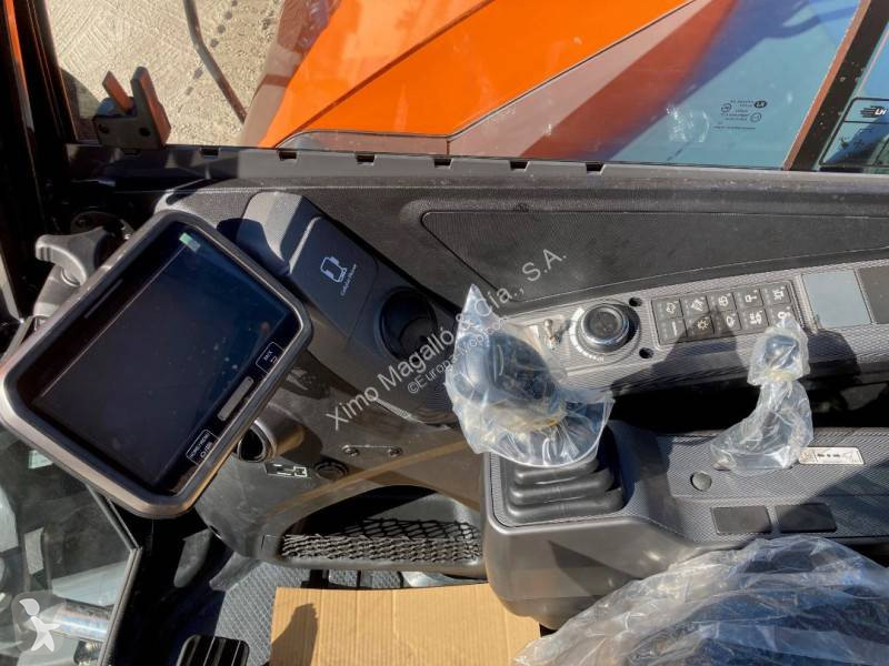 Excavadora Doosan DX85R-7
