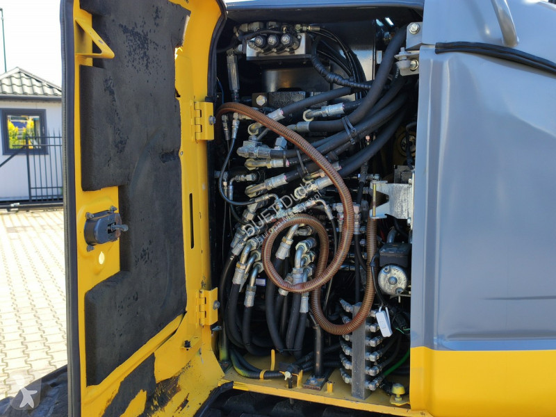 Escavadora New Holland E90B -2 Gąsienicowa 10ton