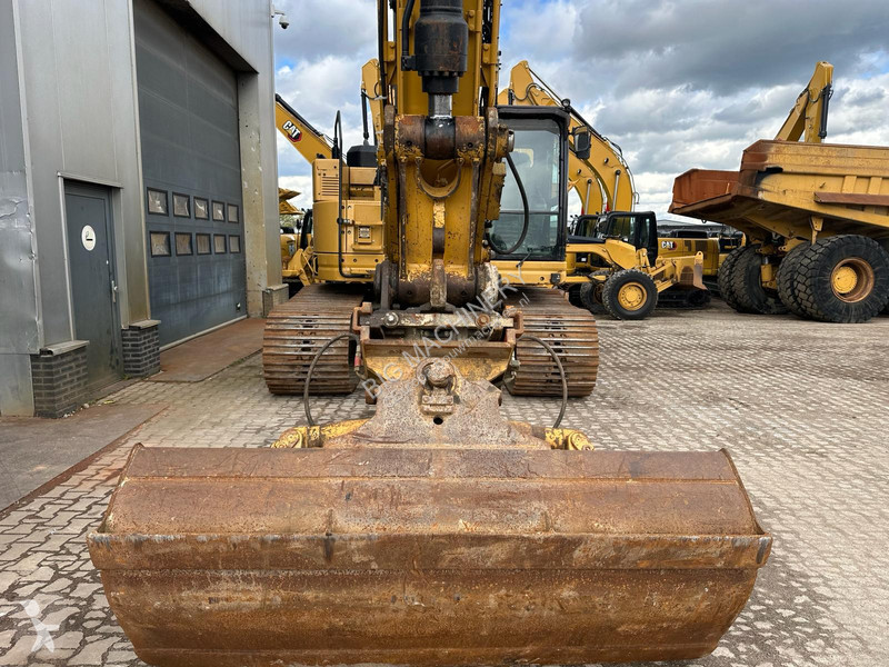 Graafmachine Caterpillar 335F L CR