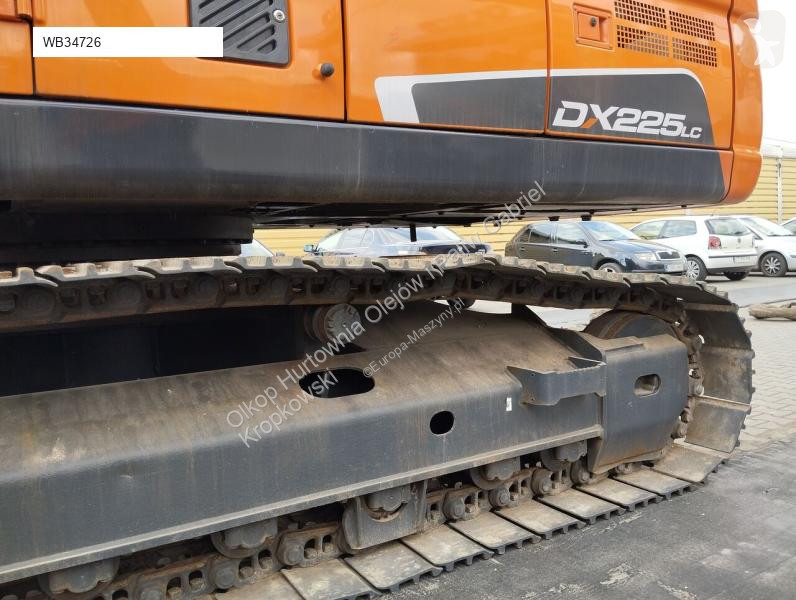 Excavator Doosan DX225