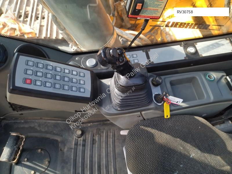 Lopatový nakládač Liebherr Z SYSTEMEM 3D LEICA...