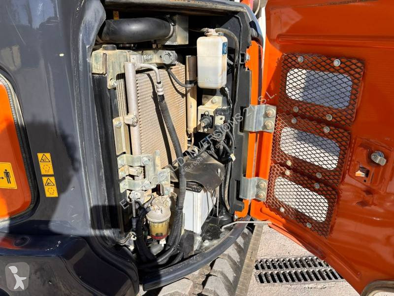 Escavadora Hitachi ZX33U-6 CLR