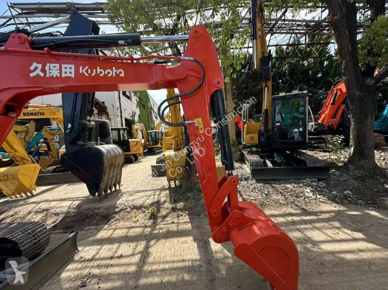 Lopatový nakládač Kubota KX 155