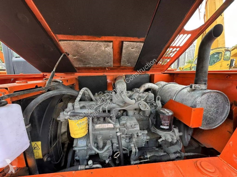 Escavadora Hitachi