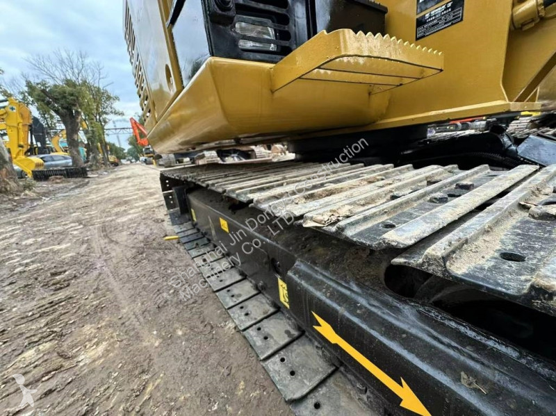 Lopatový nakládač Caterpillar 305.5E