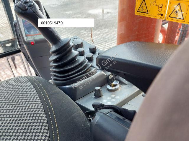 Excavadora Hitachi -6