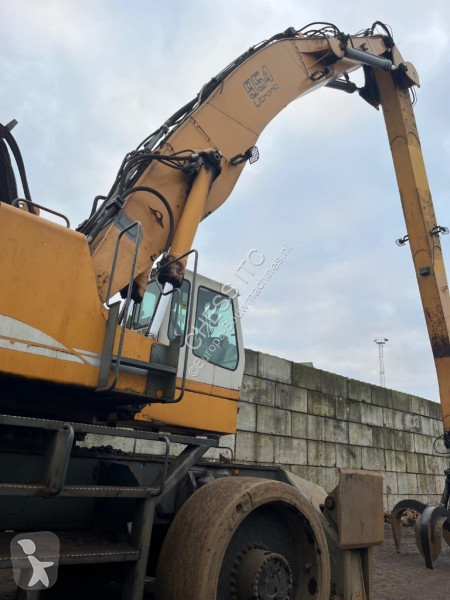 Escavatore Liebherr A 954 B HD