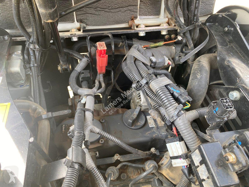 Escavadora Takeuchi TB210R NVT