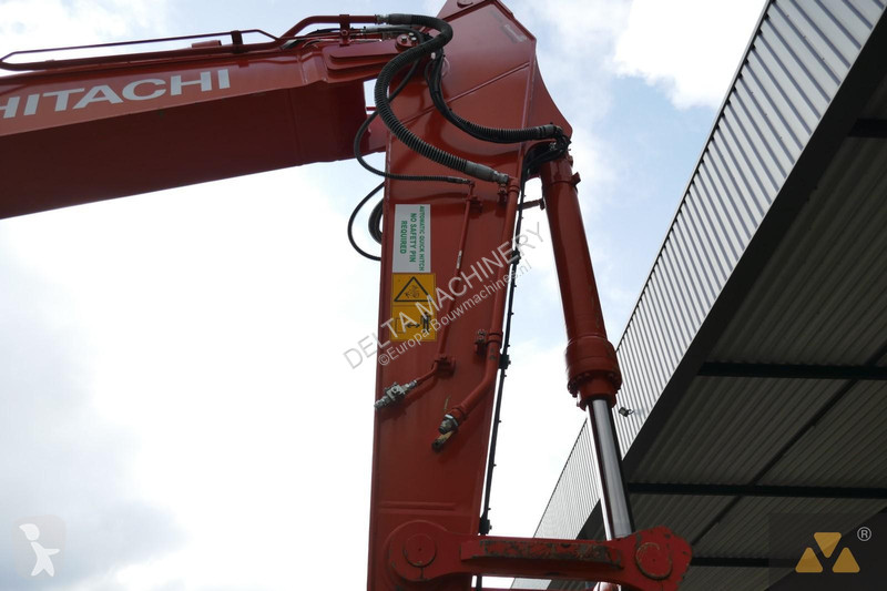 Excavadora Hitachi 0LC-7
