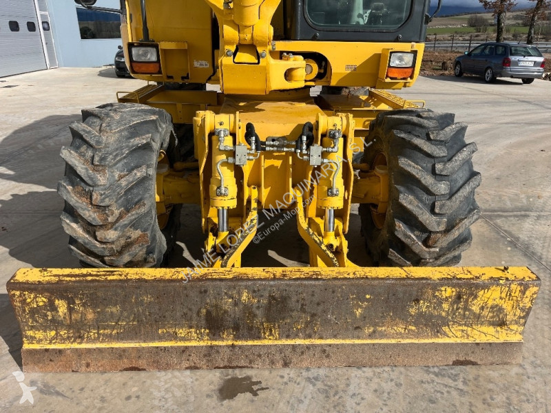 Excavator Komatsu MR-8