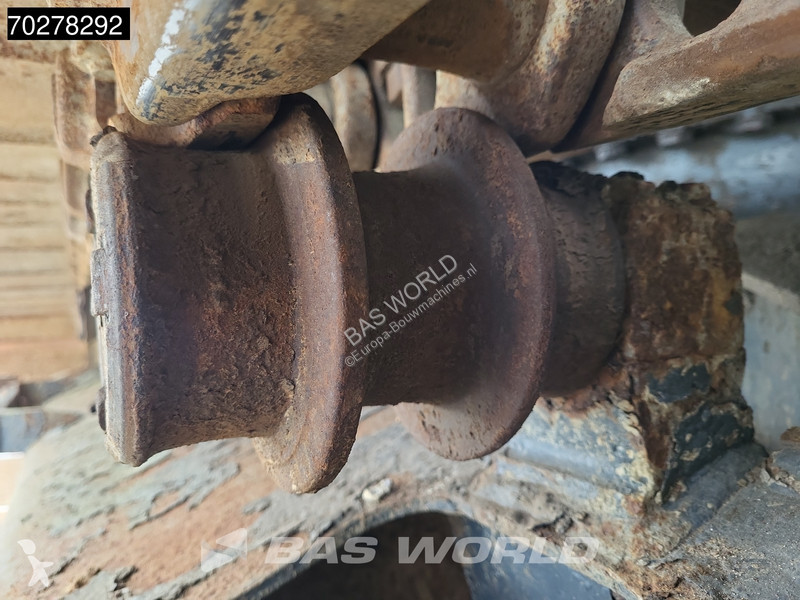 Excavator Komatsu PC180LC-7K