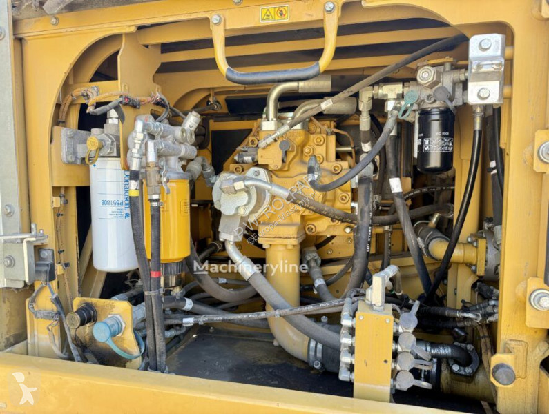 Escavatore Caterpillar