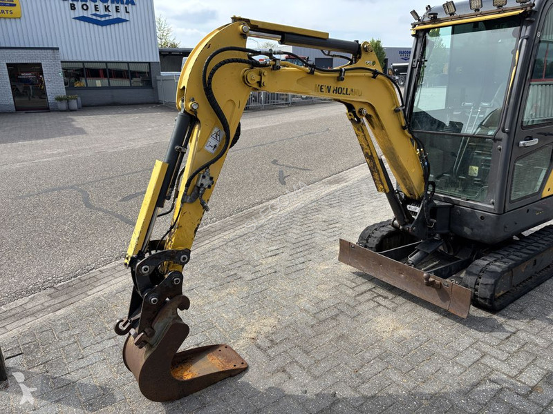 Skovl New Holland Minigraver