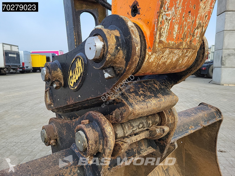 Excavator Doosan -5