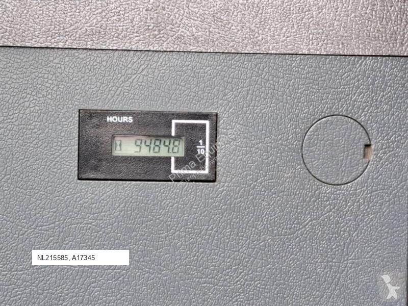 Escavadora Hyundai HW160