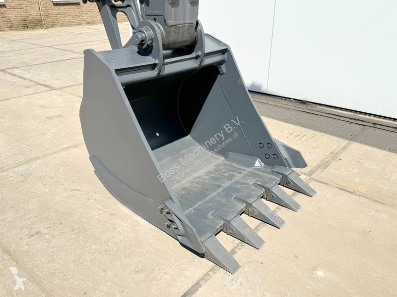 Excavator Hyundai R210 *2025 Model* - New /...