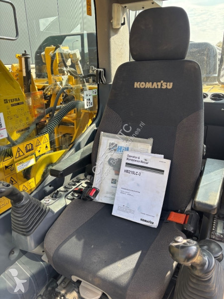 جرافة Komatsu HB 215LC-3 HB 215 - PC 210 - -11