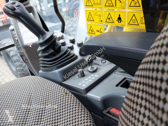 Skovl Hitachi -6