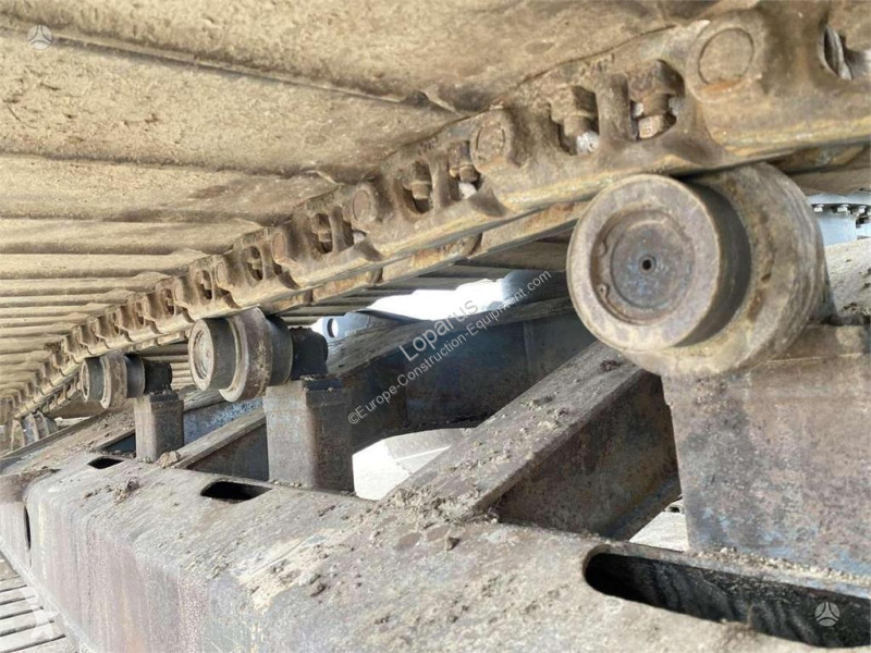 Escavadora Komatsu 138 US-8 BOGMASTER