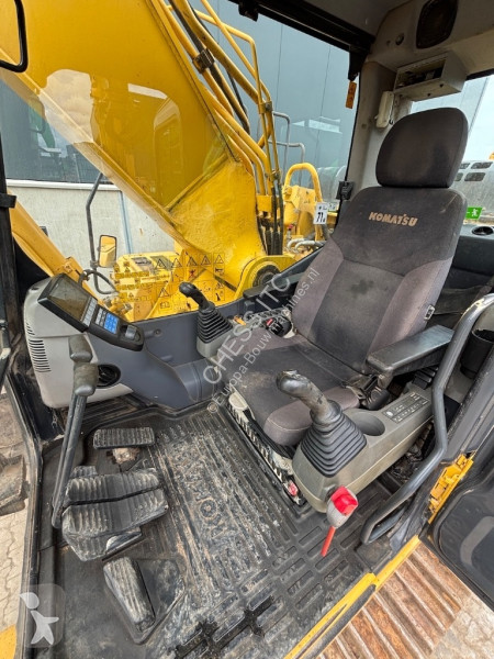 Lopatový nakládač Komatsu LC-10