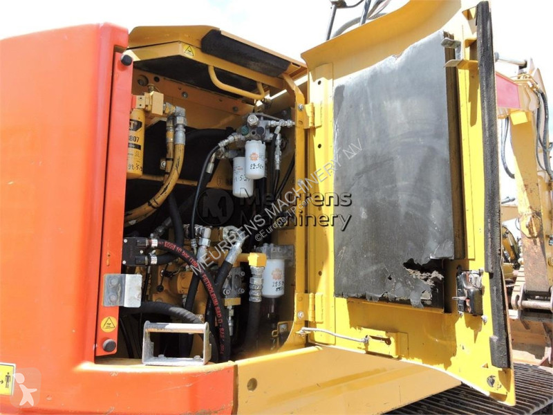 Escavatore Caterpillar