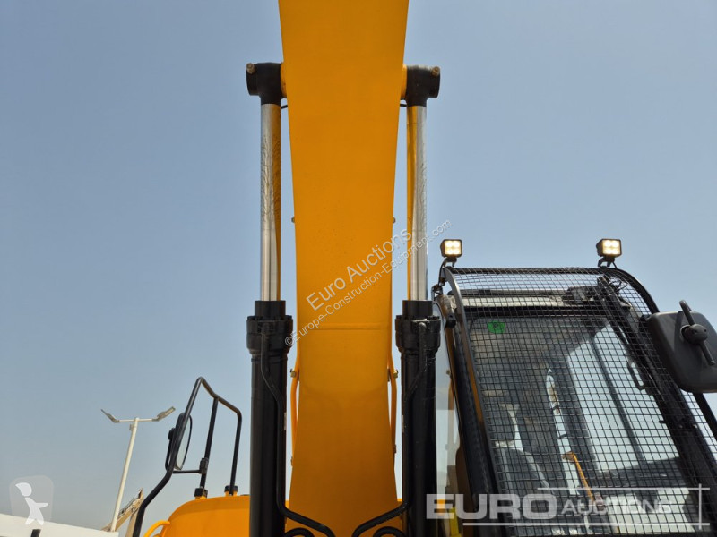 Escavatore JCB JS215LC