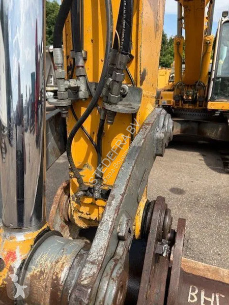 Escavadora Liebherr R914