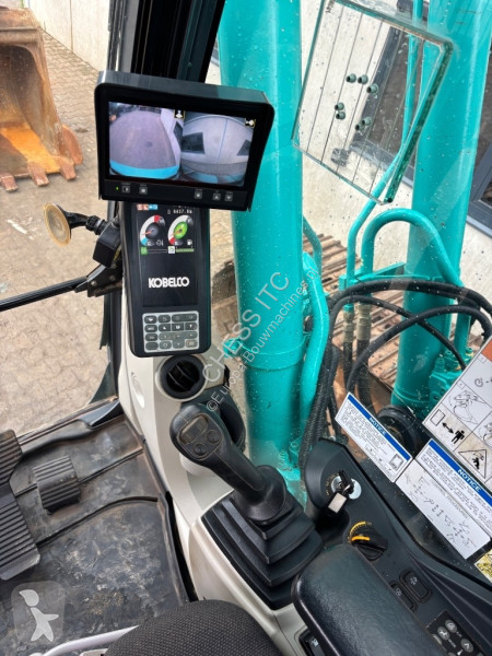 Escavadora Kobelco LC-10