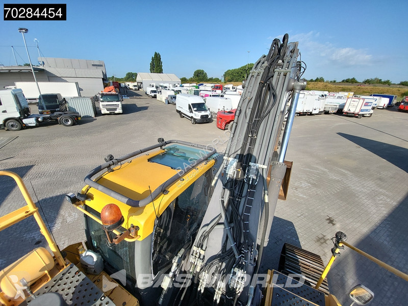 Excavadora Volvo 0 E L