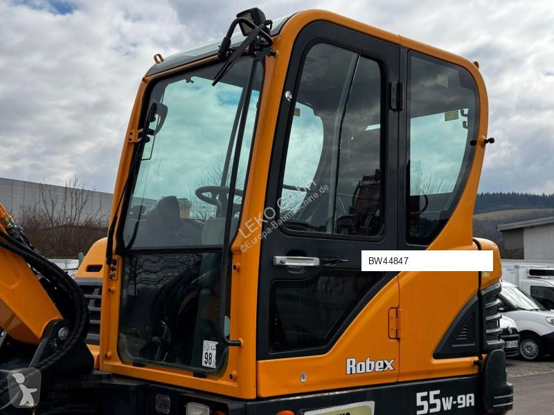 جرافة Hyundai Robex 55W-9A