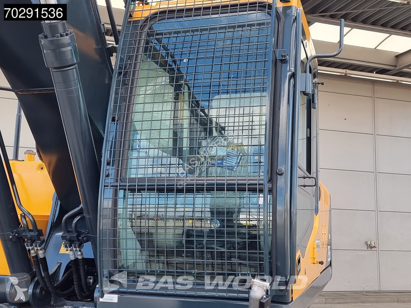 جرافة Hyundai R215 L NEW UNUSED