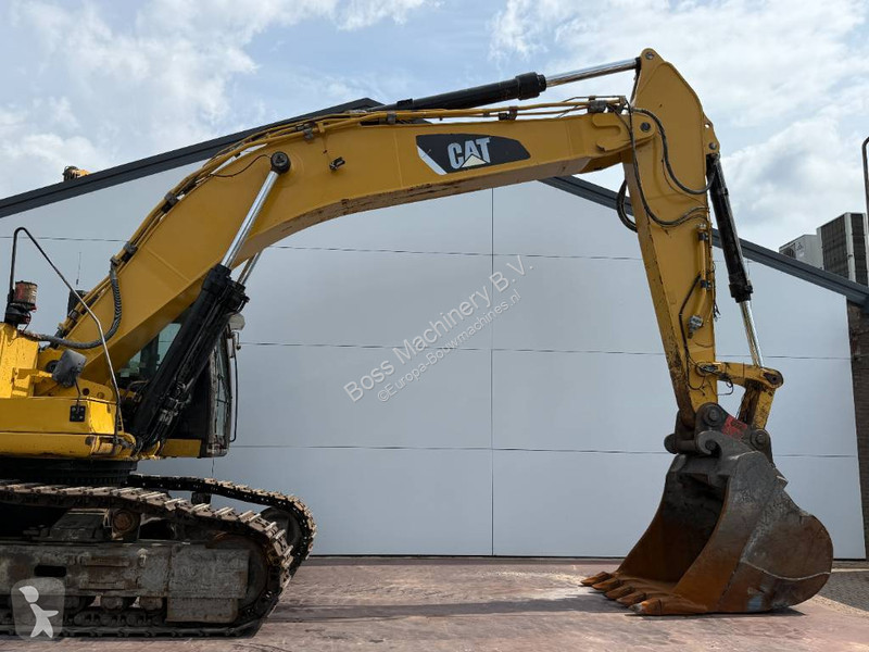 Excavator Caterpillar - German Machine /...