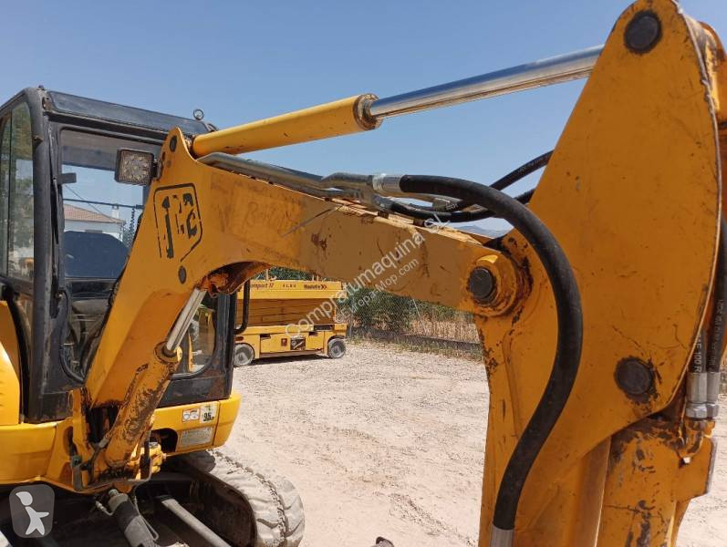 Escavadora JCB 8027