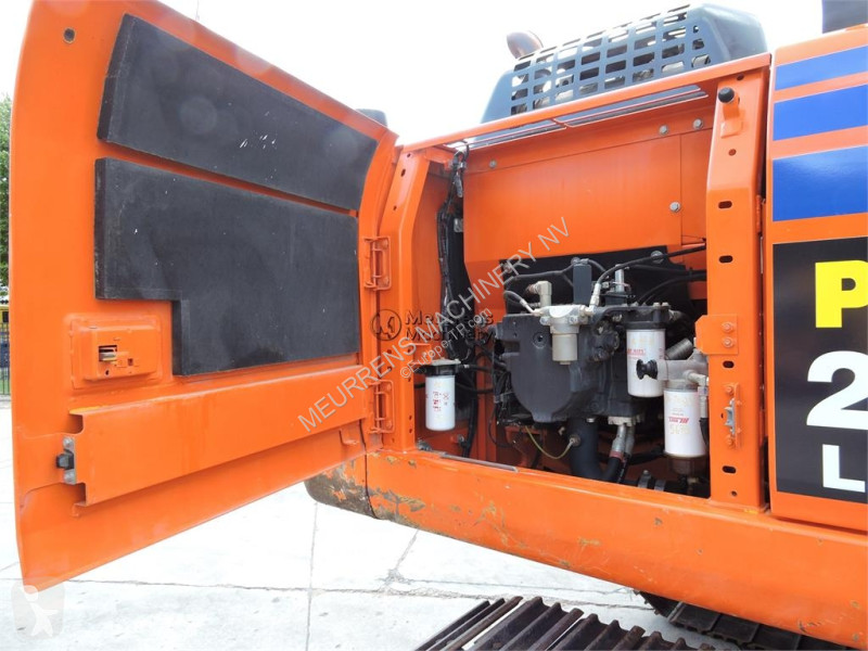 Escavatore Komatsu -10